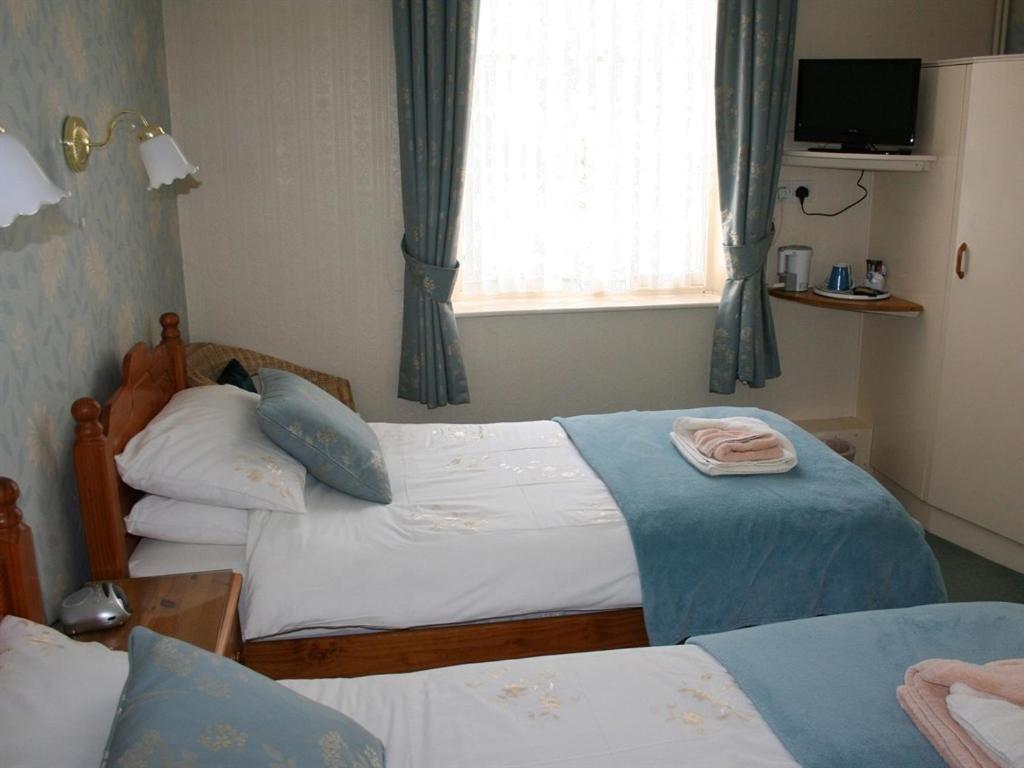 ครอมเวลล์ เฮาส์ Hotel อีสต์บอร์น ภายนอก รูปภาพ
