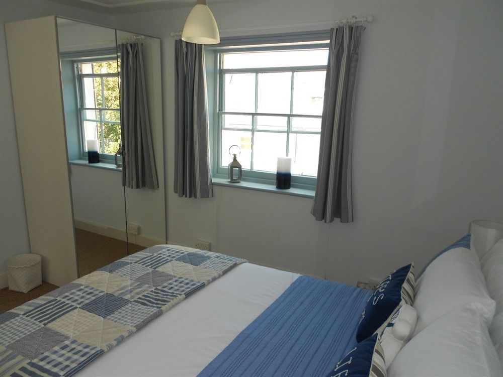 ครอมเวลล์ เฮาส์ Hotel อีสต์บอร์น ภายนอก รูปภาพ
